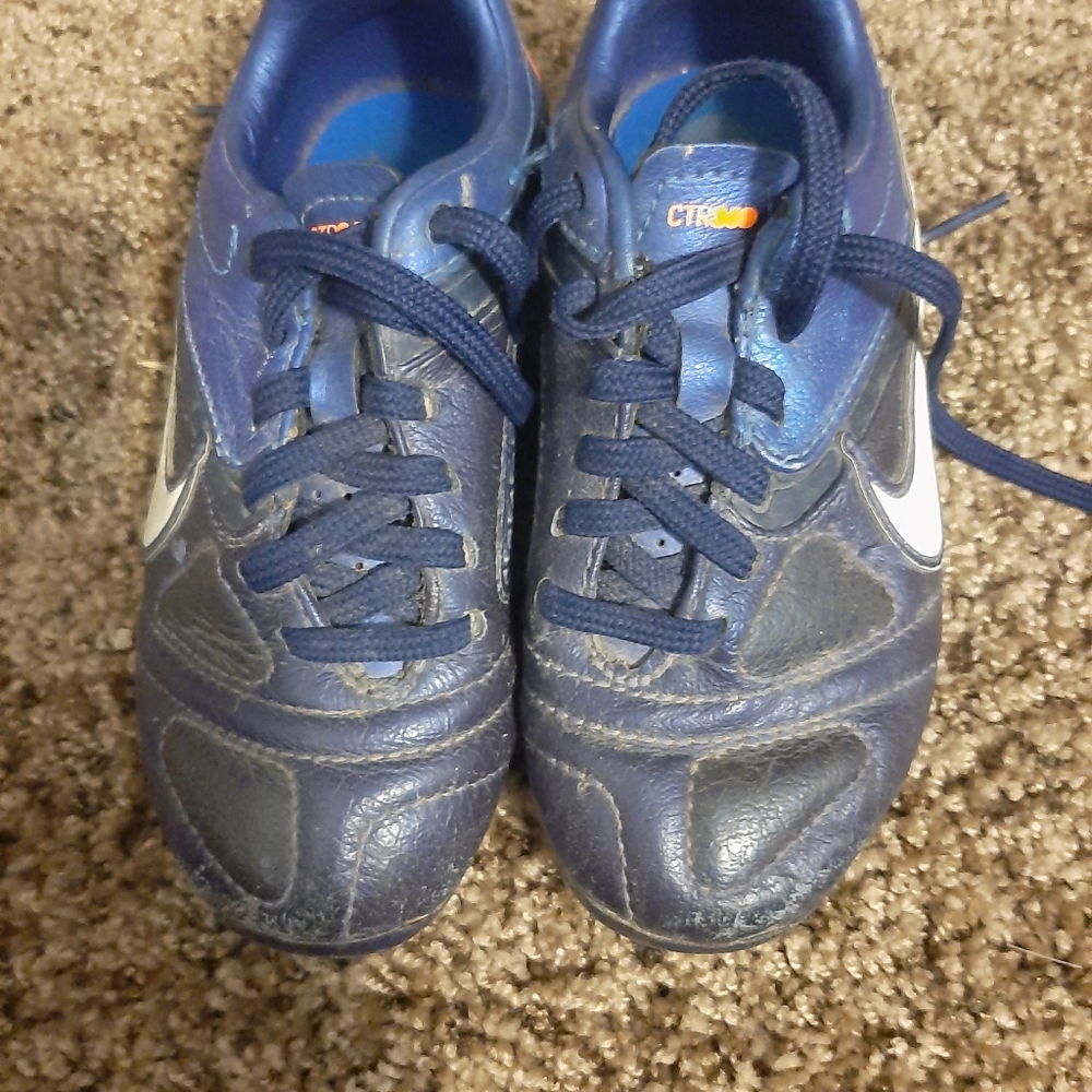 Nike soccer toddler boy cleats